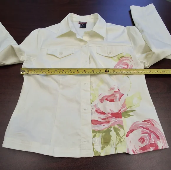 Jackey - Picture 5 of 6